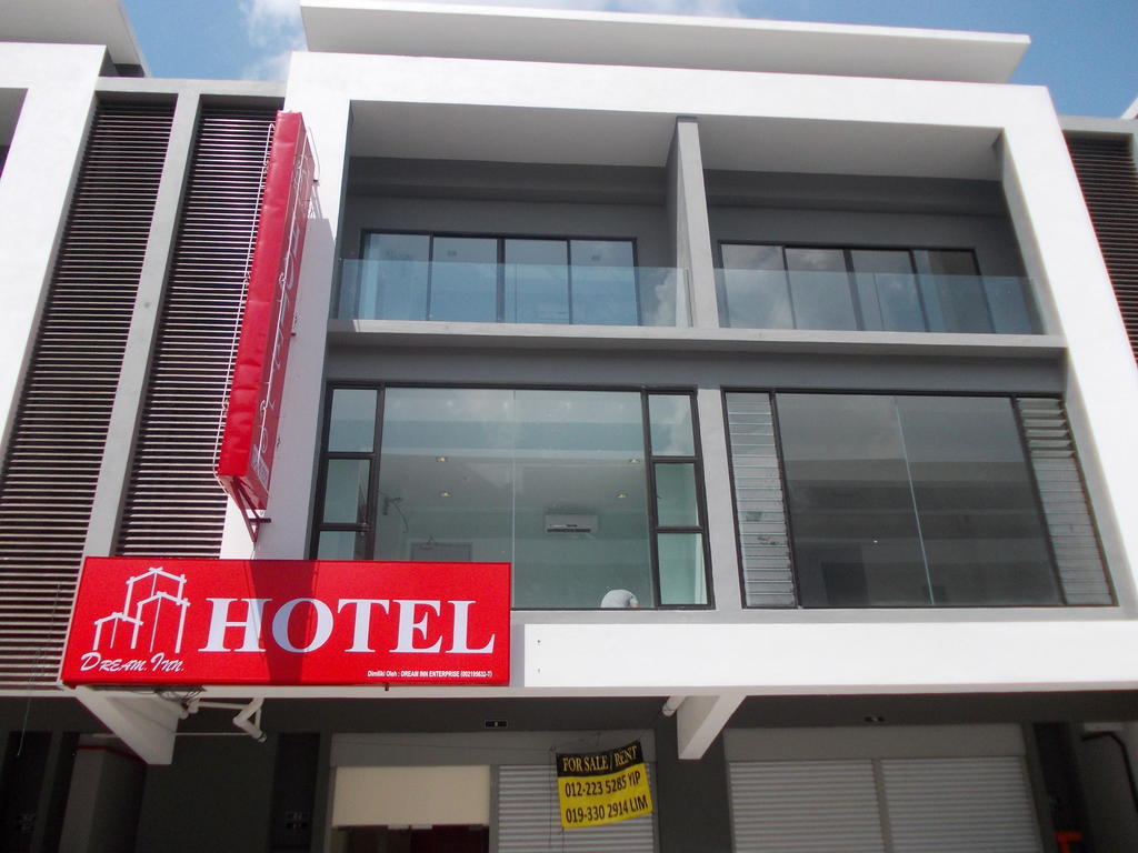 Dream Inn Hotel Bandar Mahkota Cheras Екстер'єр фото
