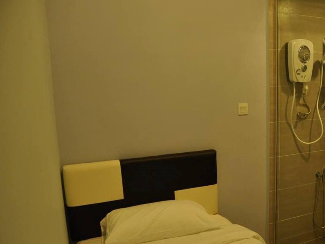 Dream Inn Hotel Bandar Mahkota Cheras Екстер'єр фото
